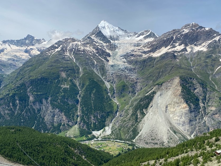 Das Weisshorn, fast ebenso hoch wie der Dom